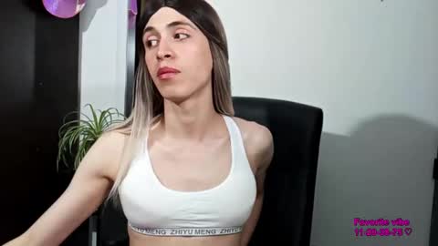 Snapshot of andy_vander chatting on 02.14.26 Andy van der Rose online show from 02.14.26