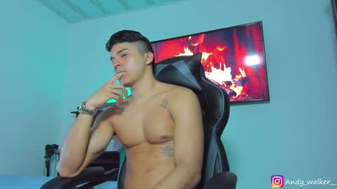 Snapshot of andy_walker_ chatting on 01.22.25 Andres online show from 01.22.25