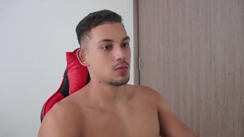 Snapshot of andy_weld chatting on 09.11.25 my onlyfans     online show from 09.11.25