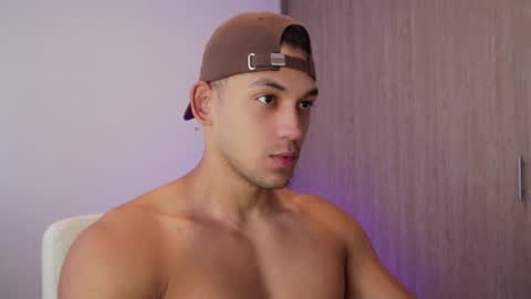 Snapshot of andy_weld chatting on 09.26.25 my onlyfans     online show from 09.26.25