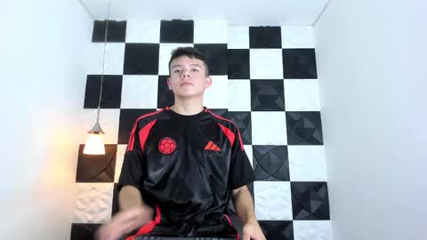 andyfame11 online show from 11.17.25