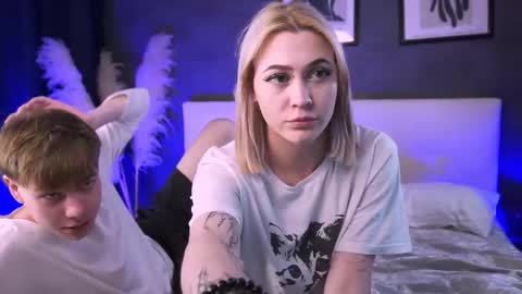 Snapshot of andyjey_ chatting on 09.25.25 Mandy and Andy online show from 09.25.25