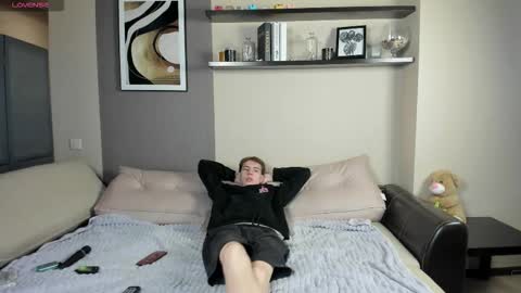 Snapshot of andyjey_ chatting on 09.28.25 Mandy and Andy online show from 09.28.25