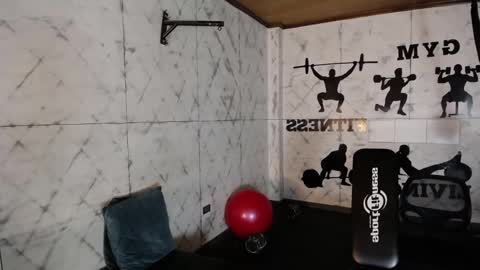 Snapshot of andyjoy_ chatting on 10.03.25 Andy Joy online show from 10.03.25