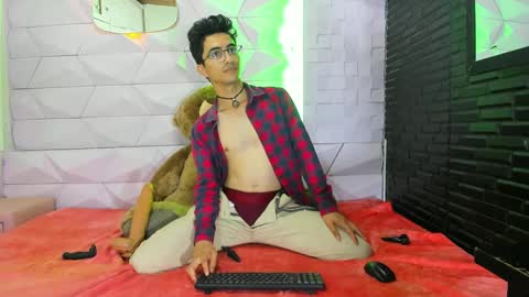 Andyu online show from 09.12.25
