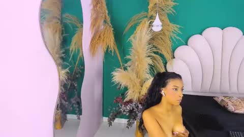 ANEE SAVAL online show from 02.18.25