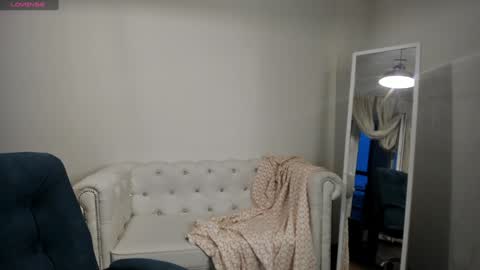 Snapshot of anfisavisti_original chatting on 12.13.24 Anfisa online show from 12.13.24