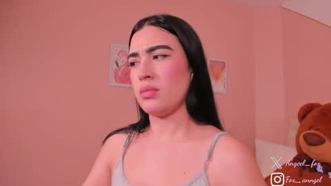 Snapshot of angeel_fox chatting on 09.27.25 Angel online show from 09.27.25