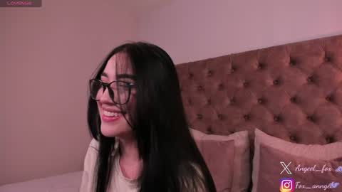 Snapshot of angeel_fox chatting on 07.03.26 Angel online show from 07.03.26