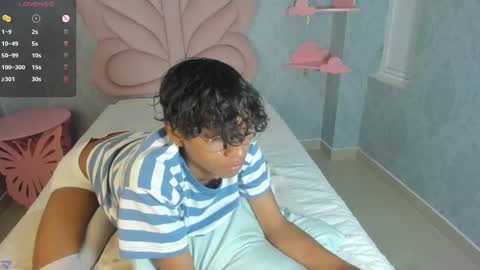   online show from 03.11.25