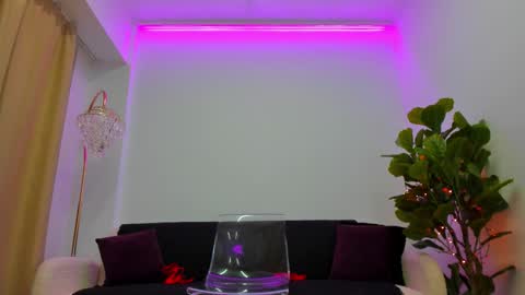 angel__vibe online show from 12.04.25