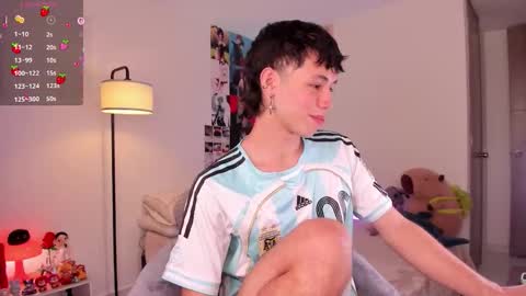 Angel   help me with 100 thumbs up online show from 10.20.25