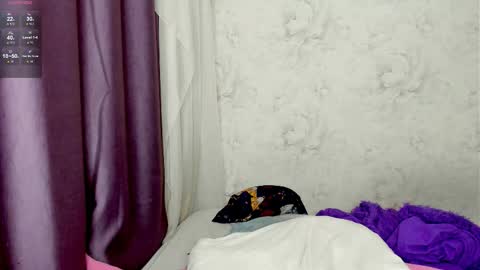 Snapshot of angel_doll585 chatting on 09.20.25 Fallen Angel online show from 09.20.25