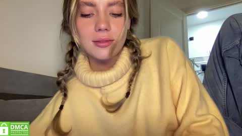 Snapshot of angel_from_sky chatting on 01.05.25 Greetings  Jess online show from 01.05.25