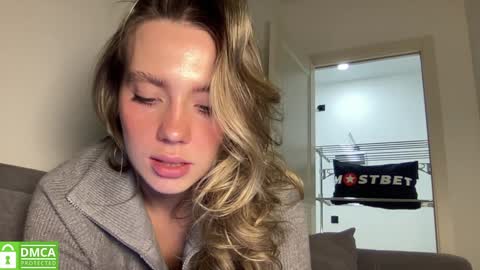 Snapshot of angel_from_sky chatting on 01.22.25 Greetings  Jess online show from 01.22.25