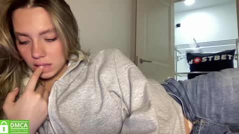 Snapshot of angel_from_sky chatting on 01.25.25 Greetings  Jess online show from 01.25.25