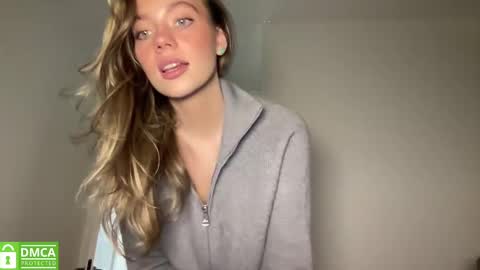 Snapshot of angel_from_sky chatting on 02.25.25 Greetings  Jess online show from 02.25.25