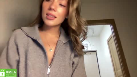 Snapshot of angel_from_sky chatting on 09.18.25 Greetings  Jess online show from 09.18.25