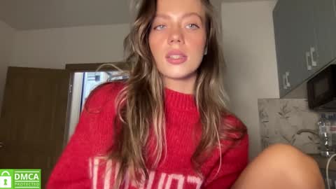 Snapshot of angel_from_sky chatting on 09.26.25 Greetings  Jess online show from 09.26.25