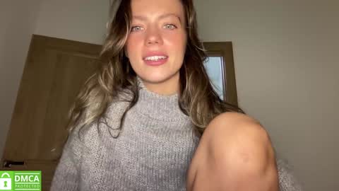 Snapshot of angel_from_sky chatting on 10.10.25 Greetings  Jess online show from 10.10.25