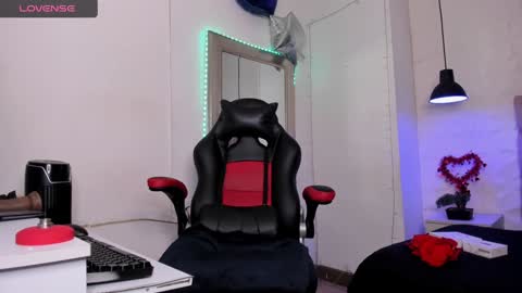 angel hardy online show from 01.12.25