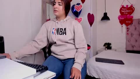 angel hardy online show from 02.23.25