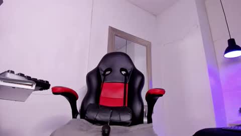 angel hardy online show from 11.17.25