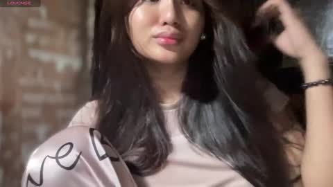 Snapshot of angel_kianna chatting on 02.22.25 callmekianna online show from 02.22.25