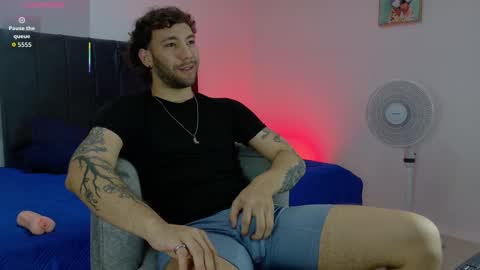 Snapshot of angel_kyrozz chatting on 02.28.26 angel_kyrozz online show from 02.28.26