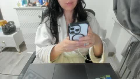 angel_lee__ online show from 01.07.25