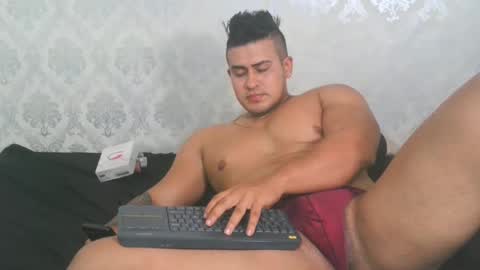 Angel Lein online show from 11.06.25