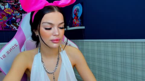 Snapshot of angel_sapphire_ chatting on 12.13.24 Angel My schedule GTM2 Mon Tue Wen Thu Fri 0900am-0400pm online show from 12.13.24