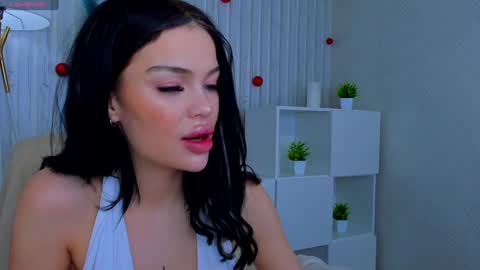 Snapshot of angel_sapphire_ chatting on 12.21.24 Angel My schedule GTM2 Mon Tue Wen Thu Fri 0900am-0400pm online show from 12.21.24