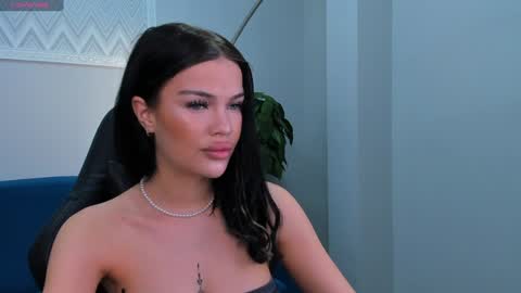 Snapshot of angel_sapphire_ chatting on 12.26.24 Angel My schedule GTM2 Mon Tue Wen Thu Fri 0900am-0400pm online show from 12.26.24