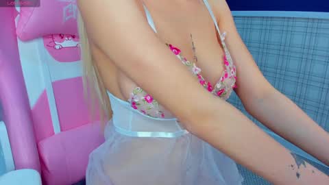 Snapshot of angel_sapphire_ chatting on 02.22.25 Angel My schedule GTM2 Mon Tue Wen Thu Fri 0900am-0400pm online show from 02.22.25
