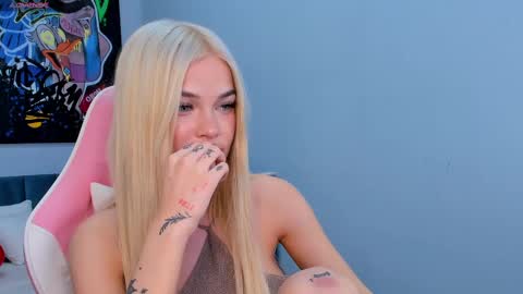 Snapshot of angel_sapphire_ chatting on 03.01.25 Angel My schedule GTM2 Mon Tue Wen Thu Fri 0900am-0400pm online show from 03.01.25