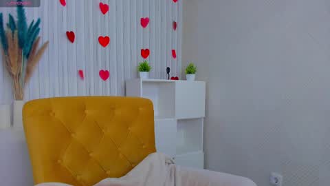 Snapshot of angel_sapphire_ chatting on 03.05.25 Angel My schedule GTM2 Mon Tue Wen Thu Fri 0900am-0400pm online show from 03.05.25