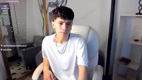 Angel online show from 04.12.26