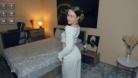 Snapshot of angel_to_burn chatting on 10.03.25 SofiaSofi online show from 10.03.25