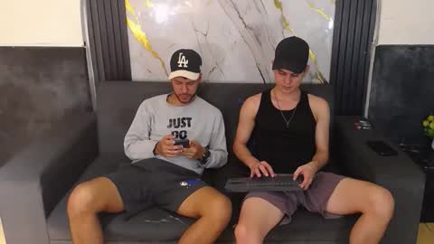 Snapshot of angel_villareal_ chatting on 02.28.26 angel_villareal_ online show from 02.28.26