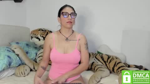 Angela online show from 01.04.25