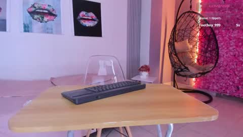 A N G E LA.  online show from 09.27.25