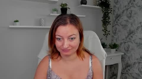 Angela online show from 09.09.25