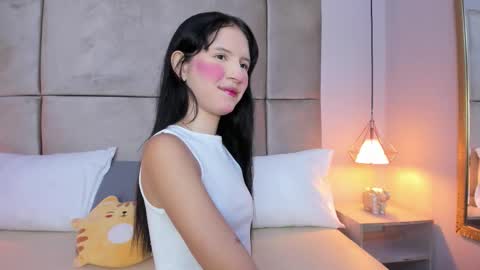 angelag_ online show from 11.06.25