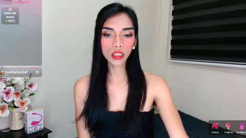 SENORITA online show from 10.15.25