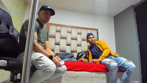 Angel And Cris online show from 09.13.25