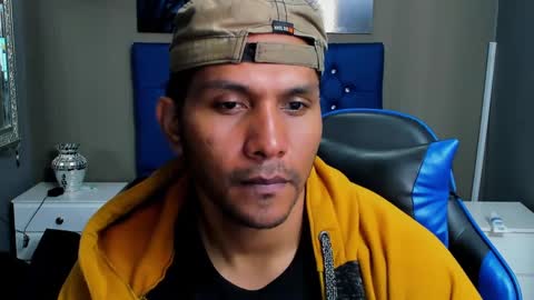 Angel And Cris online show from 09.23.25