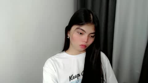 angelari_slut online show from 09.11.25