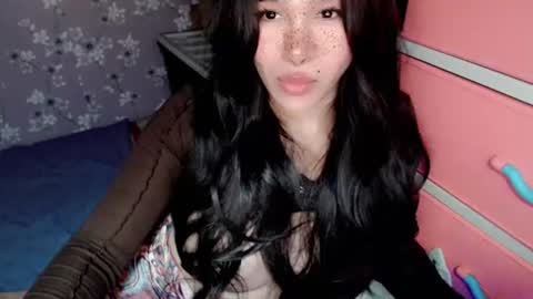 Angelax online show from 09.12.25