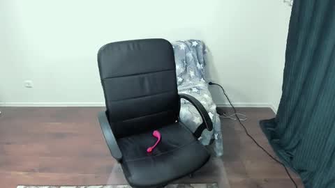 glow online show from 01.11.26